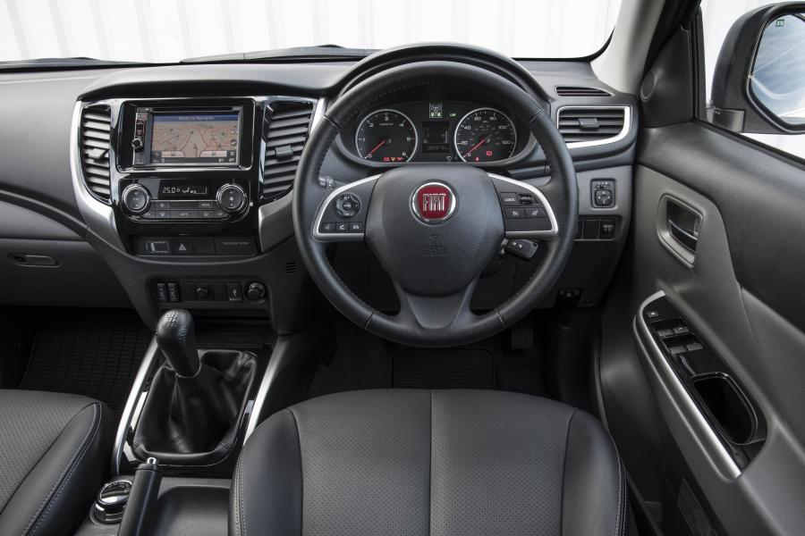 Торпедо Fiat Fullback Double Cab (503) 2016 года  (UK) (фото 15 из 38)
